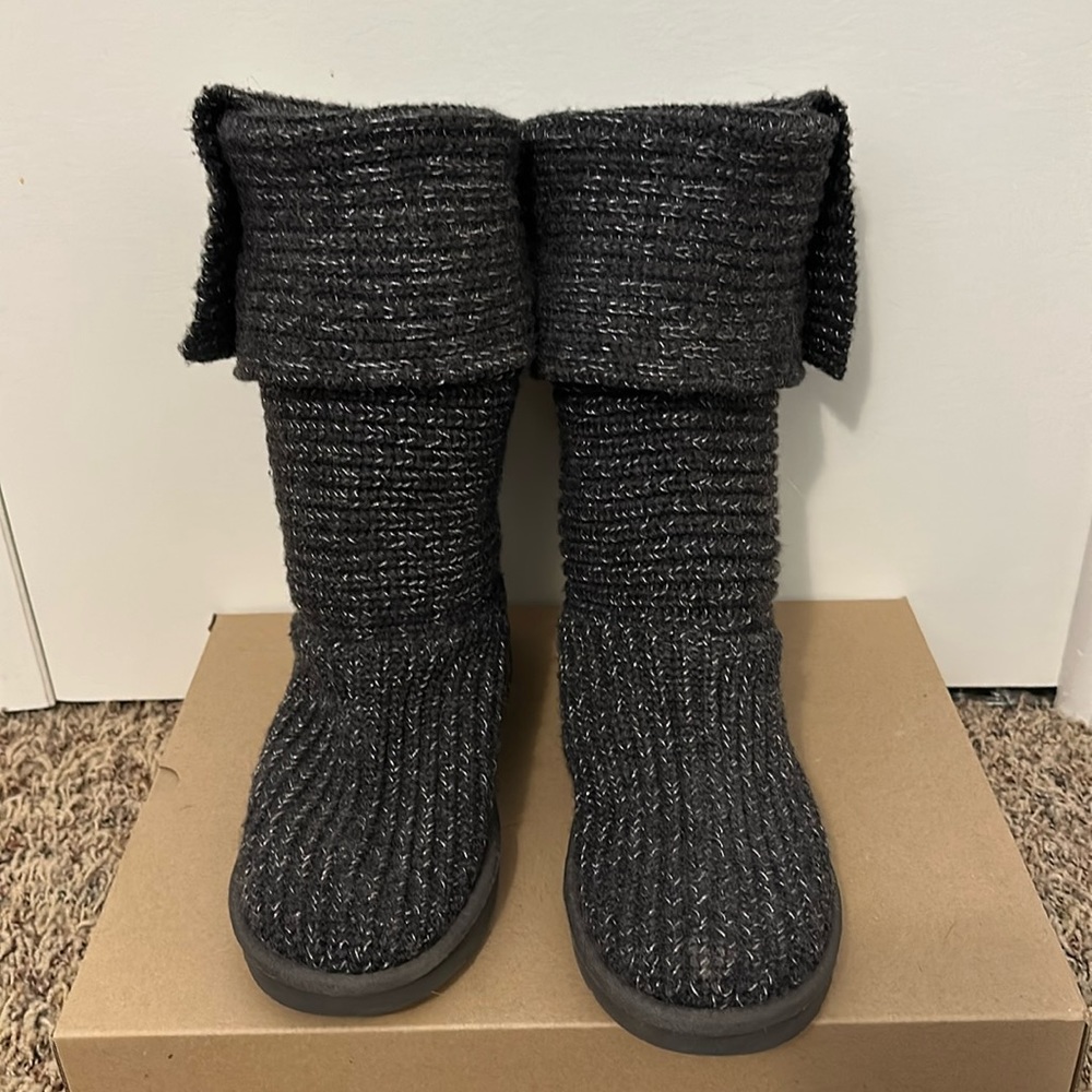 Women’s Ugg’s Classic Cardy
